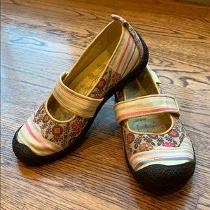 Keen colorful shoes - size 8.5